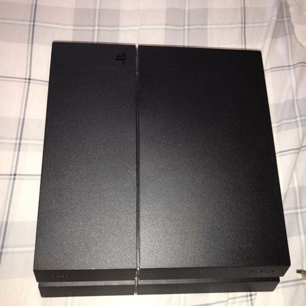Ps4 - Picture 4 of 5